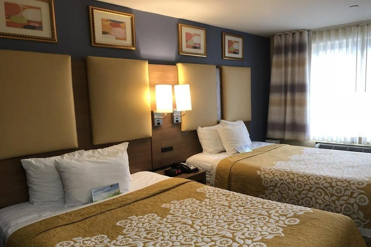 Hotel Days Inn By Wyndham Brooklyn New York
