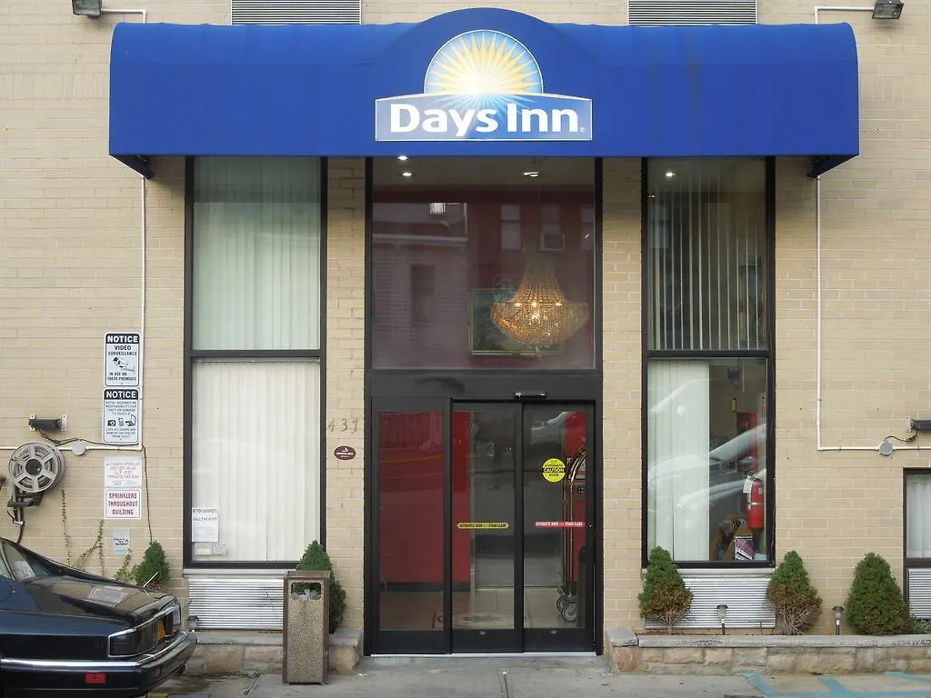 Days Inn By Wyndham Brooklyn New York Hotel