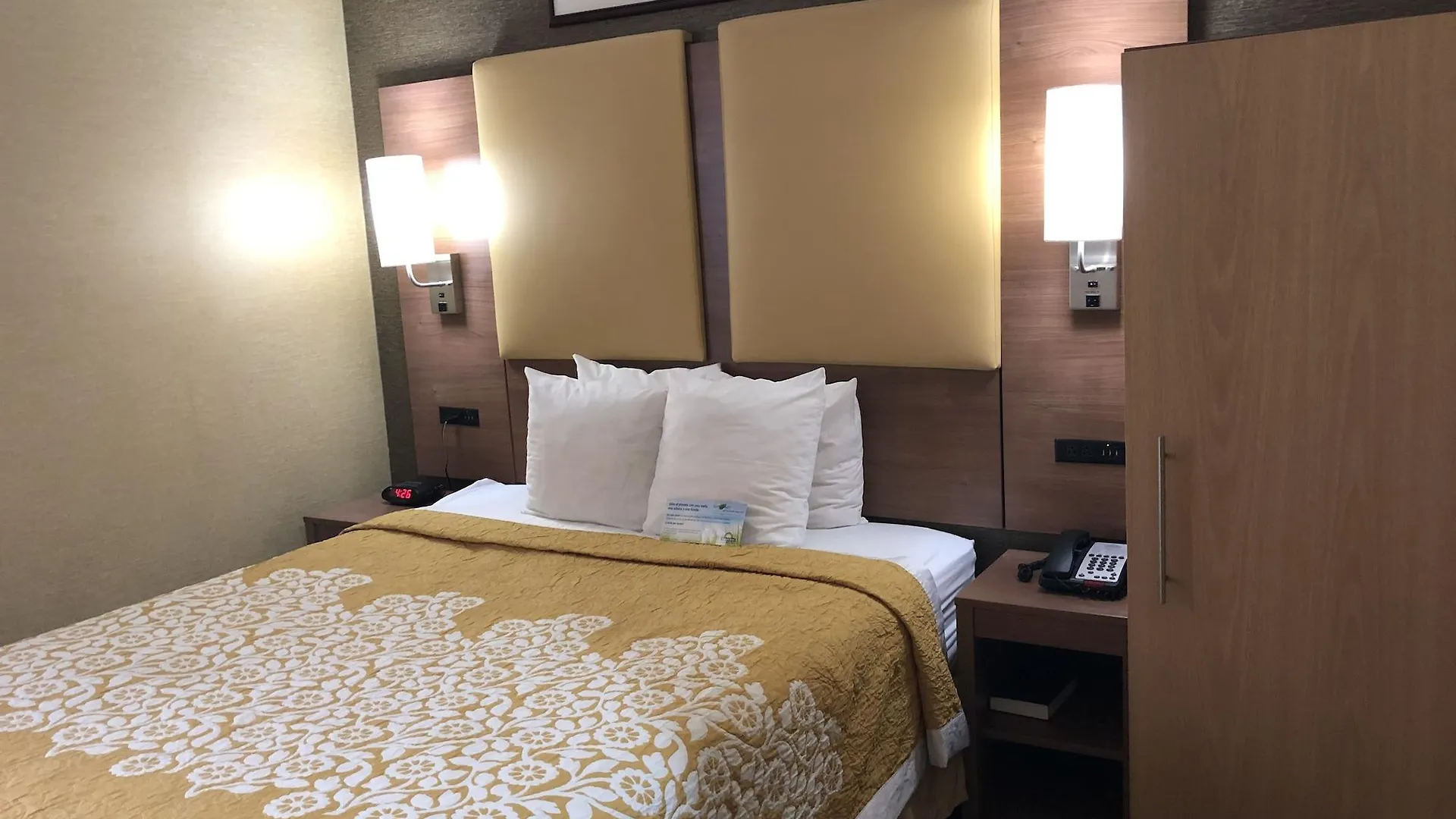 Days Inn By Wyndham Brooklyn New York 2*,  United States