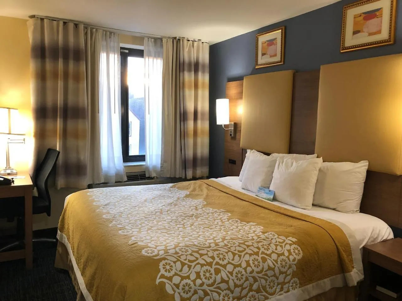Days Inn By Wyndham Brooklyn New York