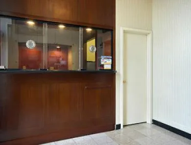 Hotel Days Inn By Wyndham Brooklyn New York