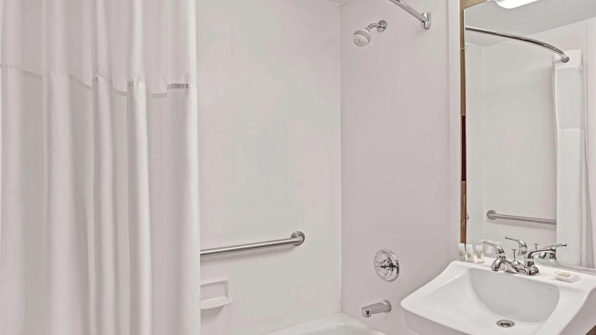 Days Inn By Wyndham Brooklyn New York 2*,  United States