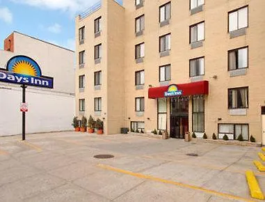 Days Inn By Wyndham Brooklyn New York Hotel